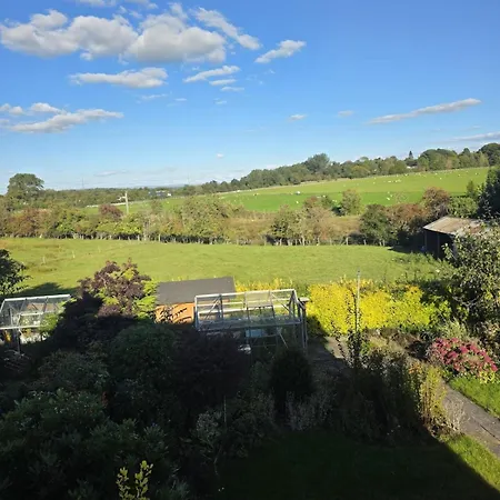 Lovely 3 Bedroom House 5 Minutes M6 Or Apartment Carlisle (Cumbria)