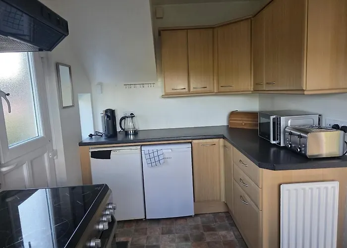 公寓 Lovely 3 Bedroom House 5 Minutes M6 Or