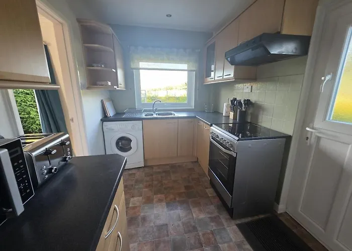 Lovely 3 Bedroom House 5 Minutes M6 Or 公寓