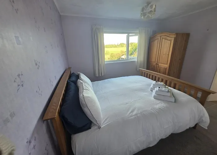 Lovely 3 Bedroom House 5 Minutes M6 Or * 卡莱尔