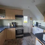 Lovely 3 Bedroom House 5 Minutes M6 Or * Carlisle