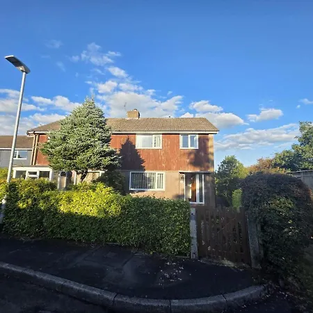 Lovely 3 Bedroom House 5 Minutes M6 Or Apartman Carlisle